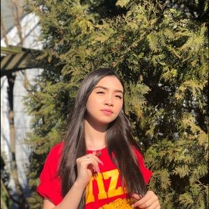 Meet your Posher, Bella